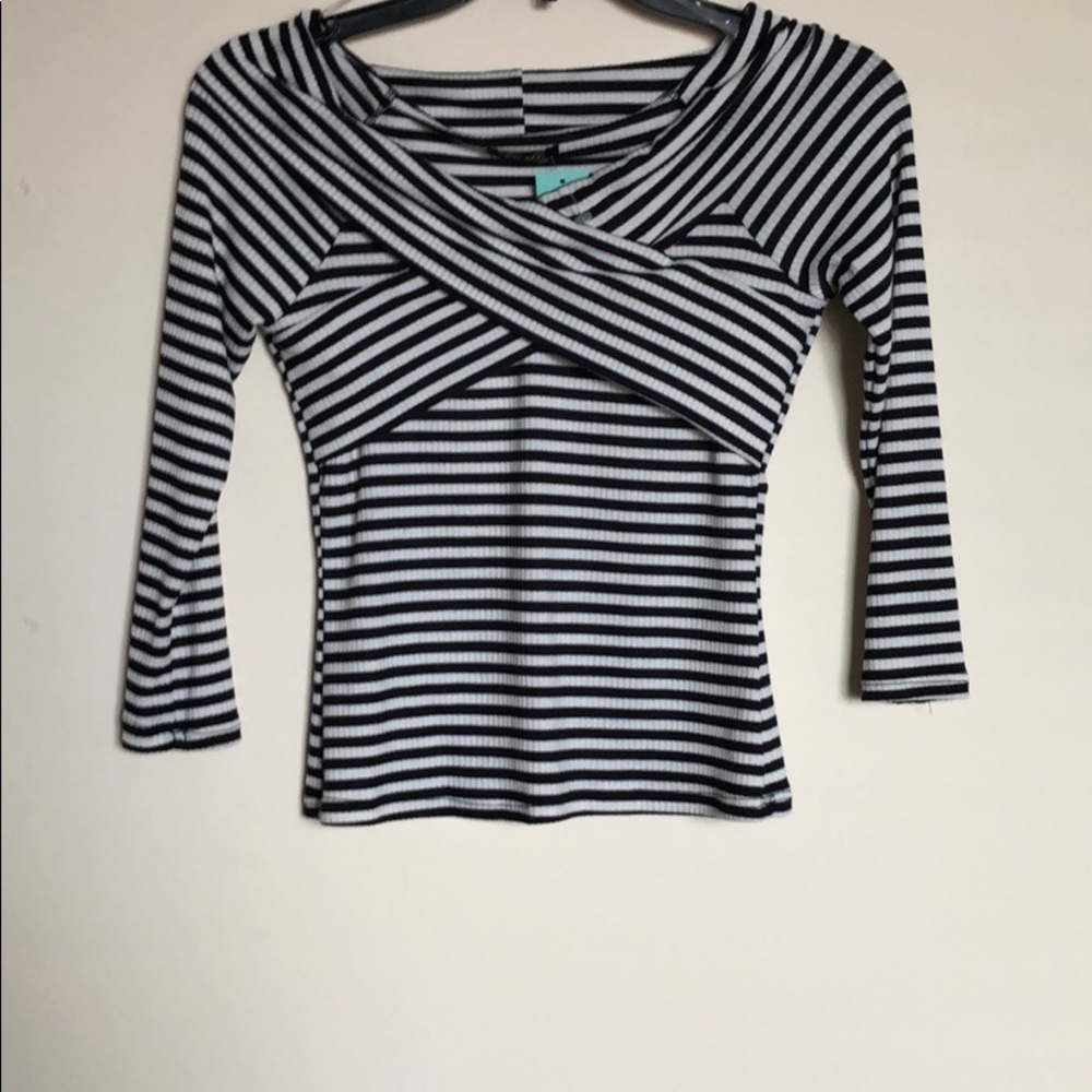 Off the shoulder stripe shirt